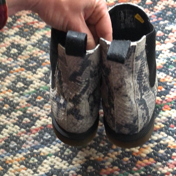 Doc Martens Snakeskin Flora Womens 10 pull on boot - Picture 8 of 9